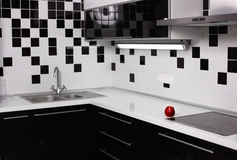modern kitchen interior TheHomeQuality