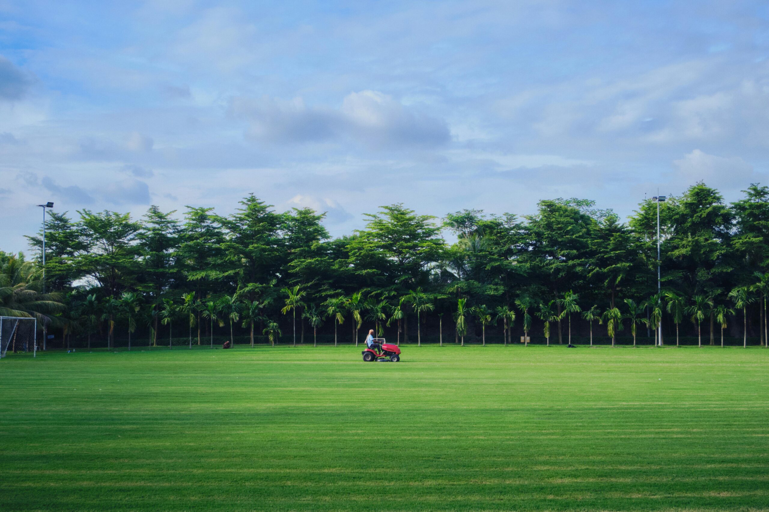 Robot Lawn Mower No Wire: 7 Best Ways to Master Lawn Care (Proven Guide) 1 pexels riiyad 32809029 scaled TheHomeQuality